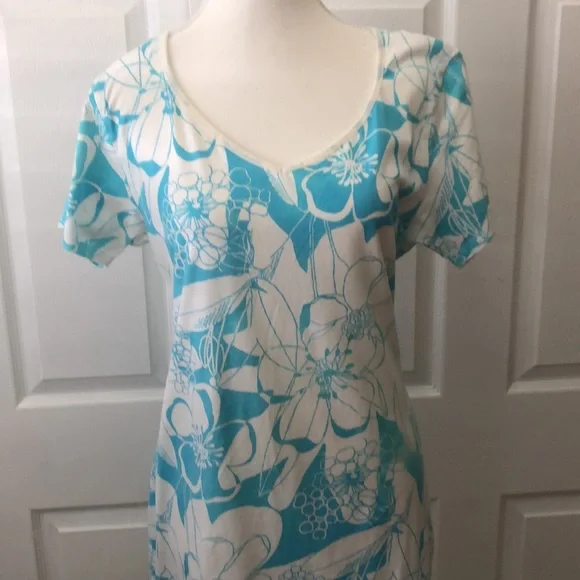 Nautica - Picture 2 of 4